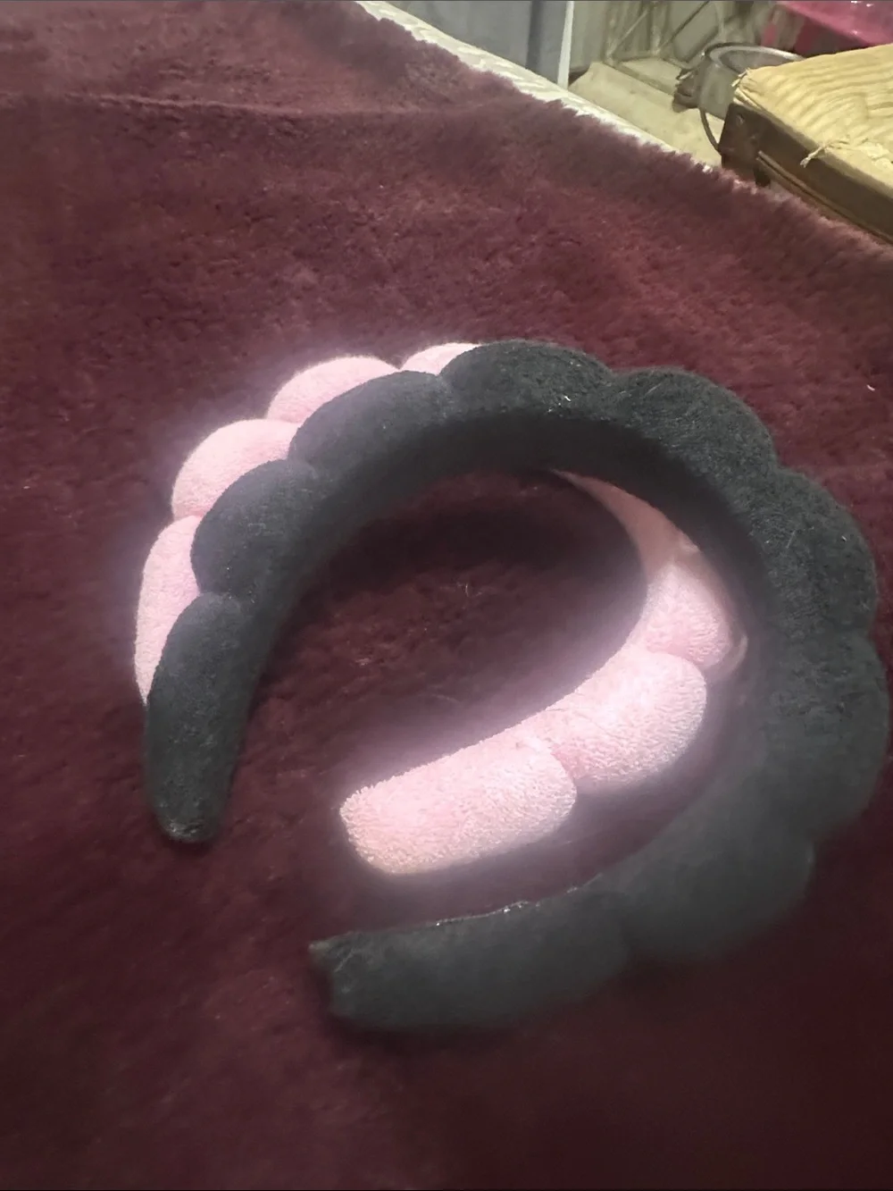 Plush Scalloped Headband - Black and Light Pink